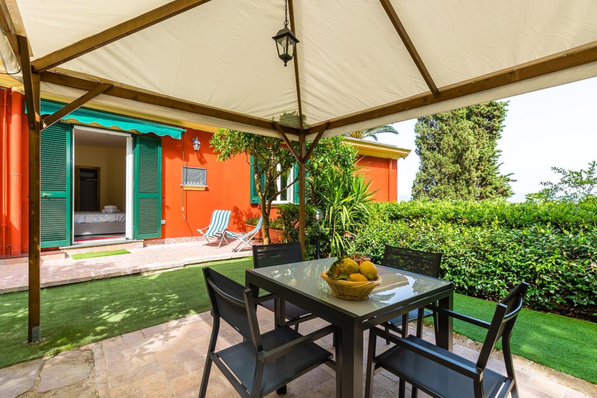 Villa Dolcevita With Parking By Napoliapartments Exterior photo